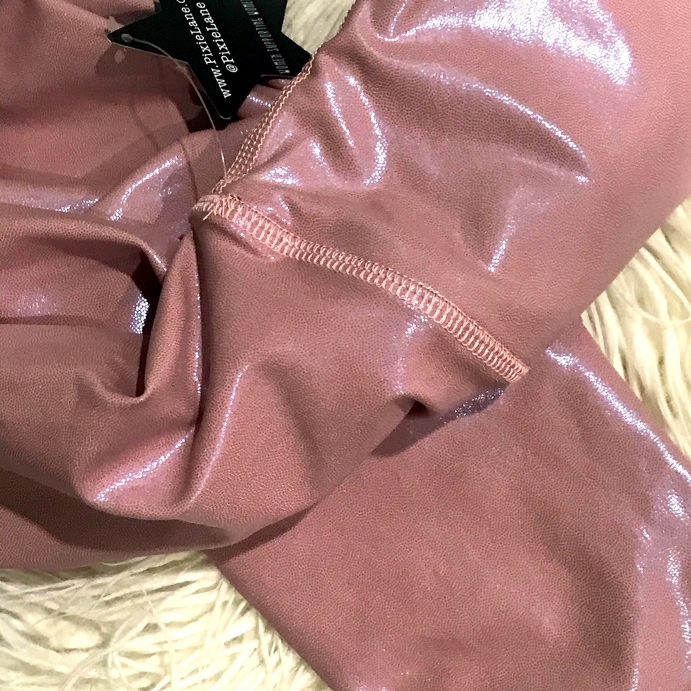 Mauve Pearl (leather look) leggings